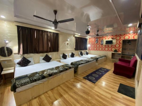 Hotel Young Mamta